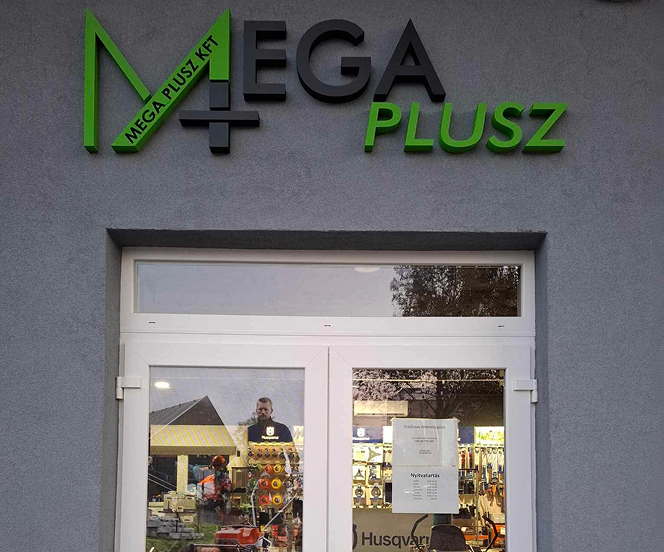 Dekoráció, reklámtábla, világító tábla, cégér 2